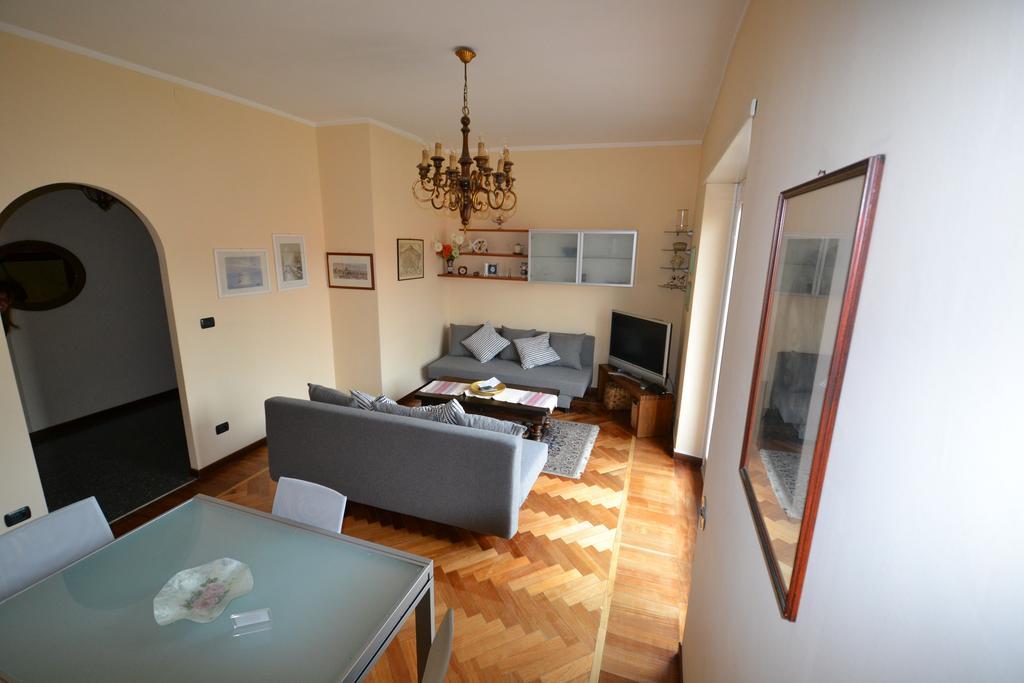 Magenta Apartment Varese Buitenkant foto